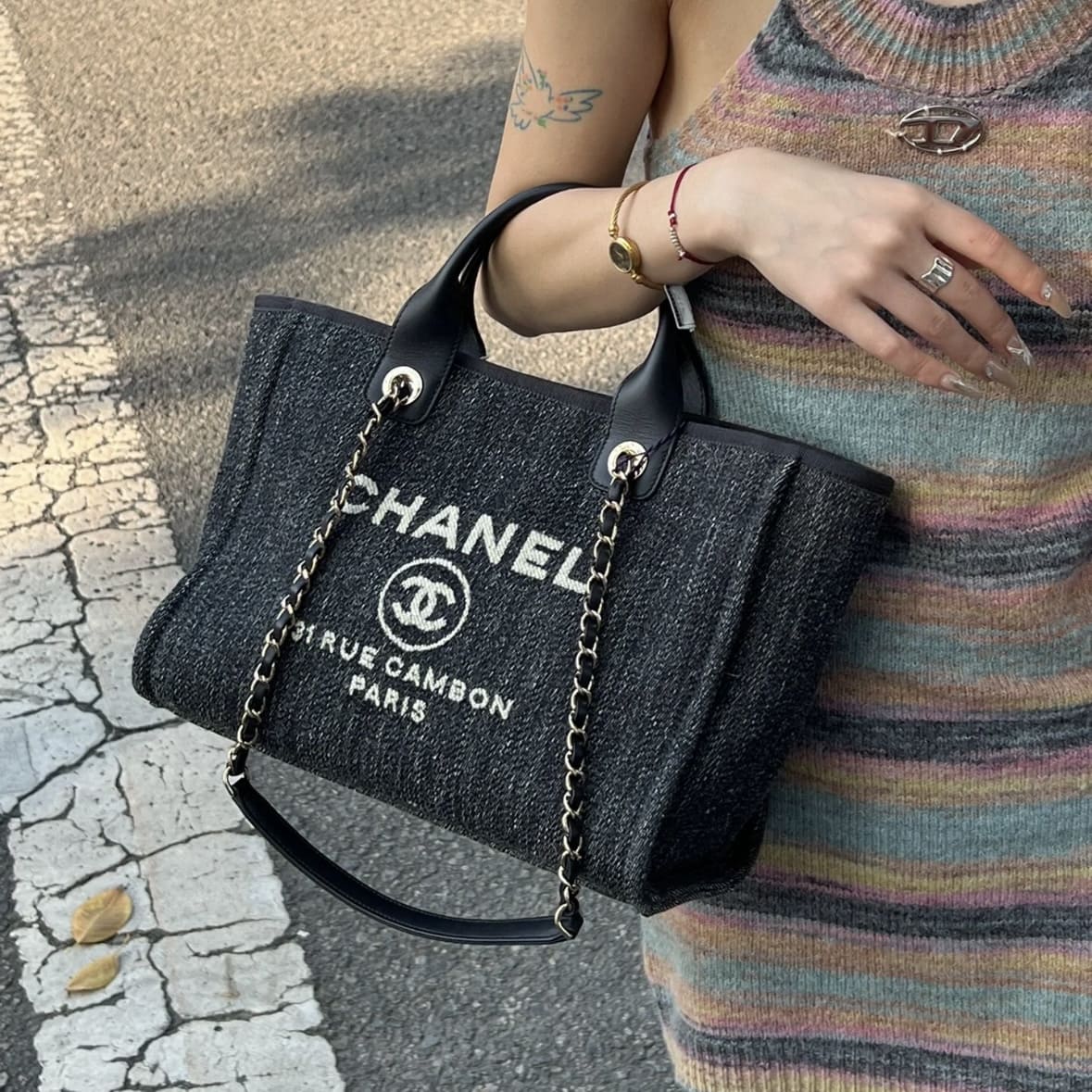 Chanel Deauville Beach Tote Bag Dark Denim M Size - Image 3