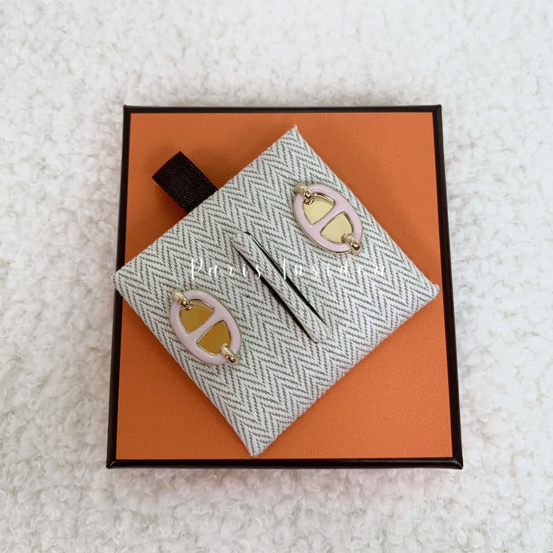 Hermes Mini Maillon Earrings Rose Candeur GHW - Image 2