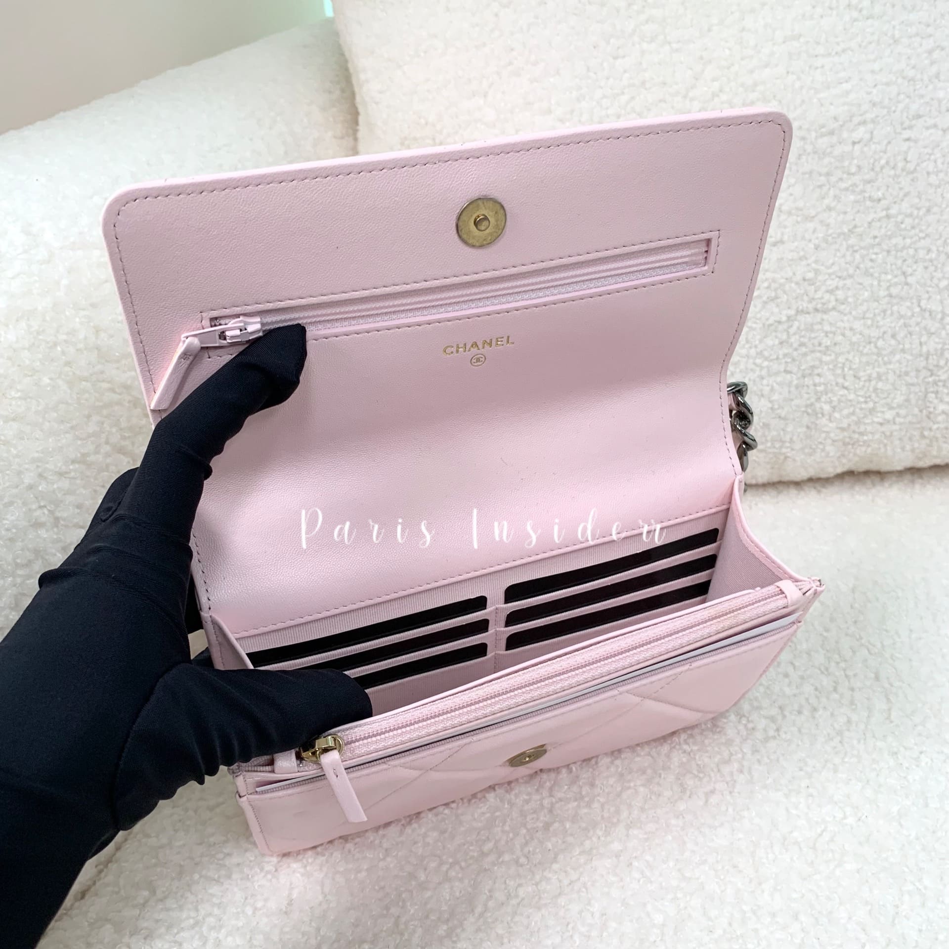 Chanel 19cm Wallet On Chain Pink Sakura - Image 2