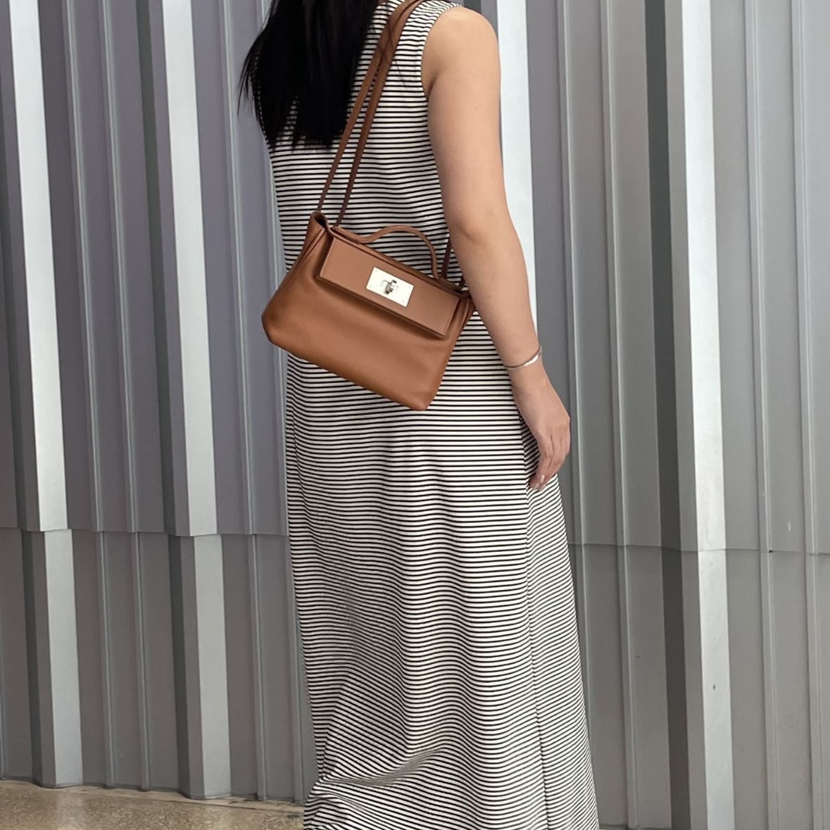 Hermes Mini 2424 Gold PHW - Image 4