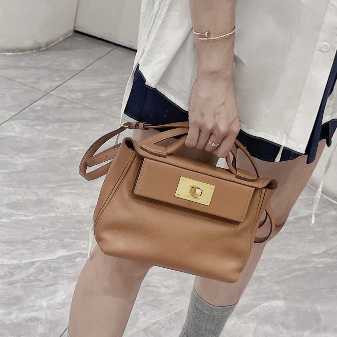 Hermes Mini 2424 Gold GHW - Image 4
