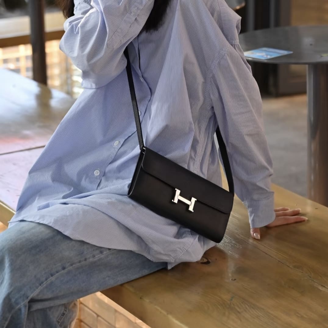 Hermes Constance To Go Wallet Noir PHW - Image 3