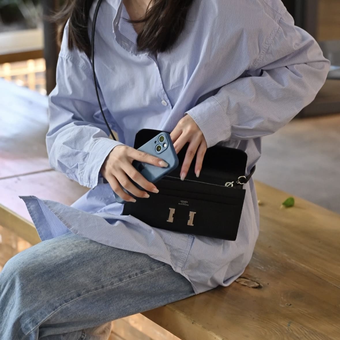 Hermes Constance To Go Wallet Noir PHW - Image 4