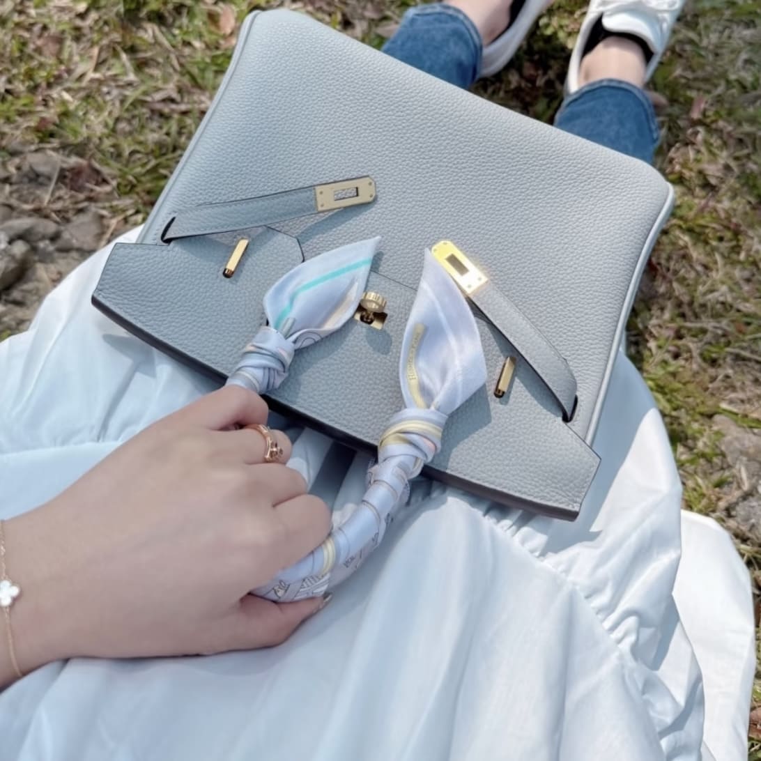 Hermes Birkin 25 Blue Glacier GHW - Image 4