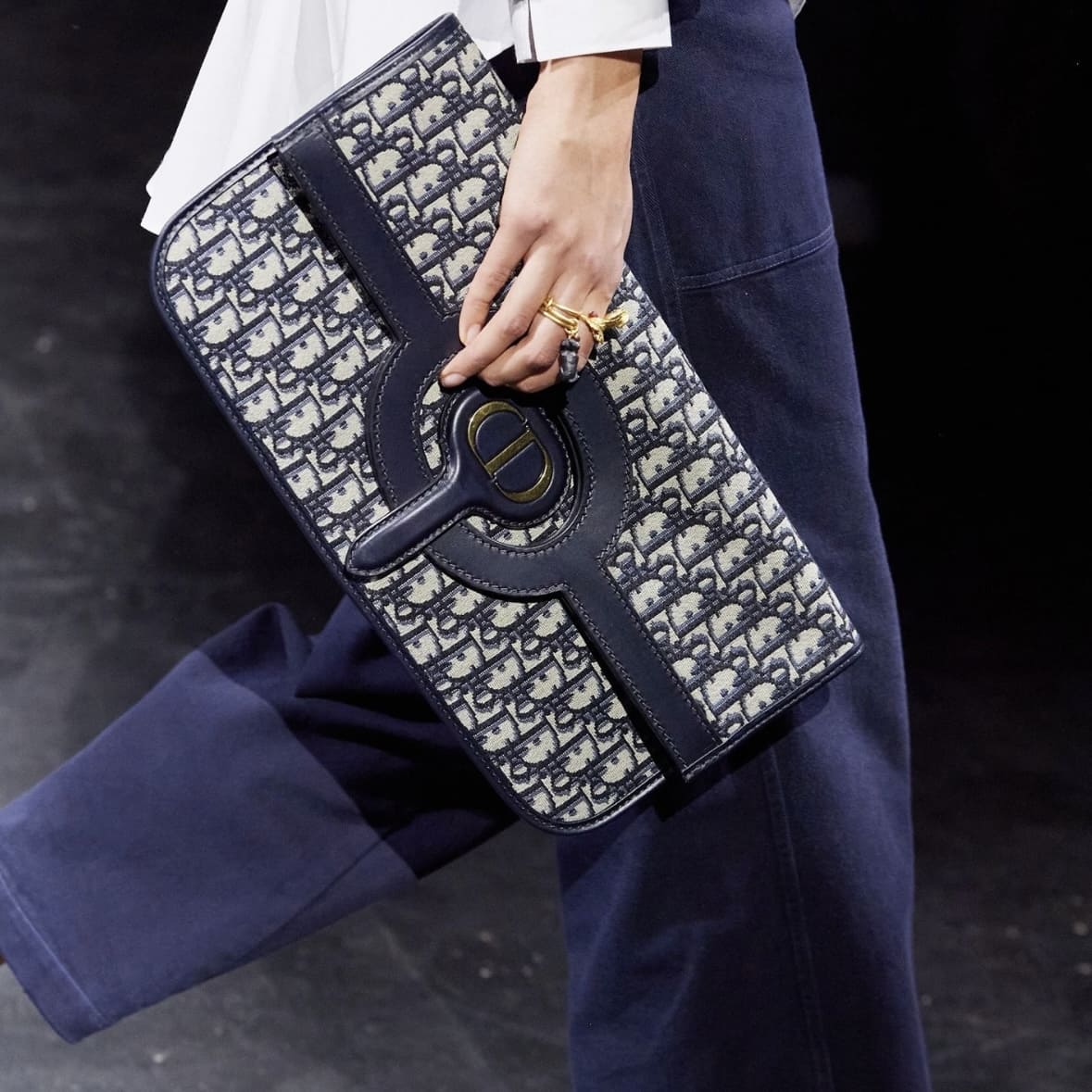 Christian Dior 30 Montaigne Clutch Bag - Image 3