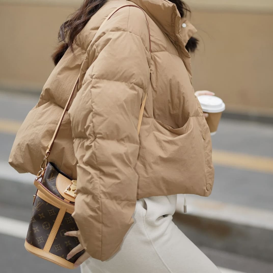 Louis Vuitton Duffle Bag - Image 5