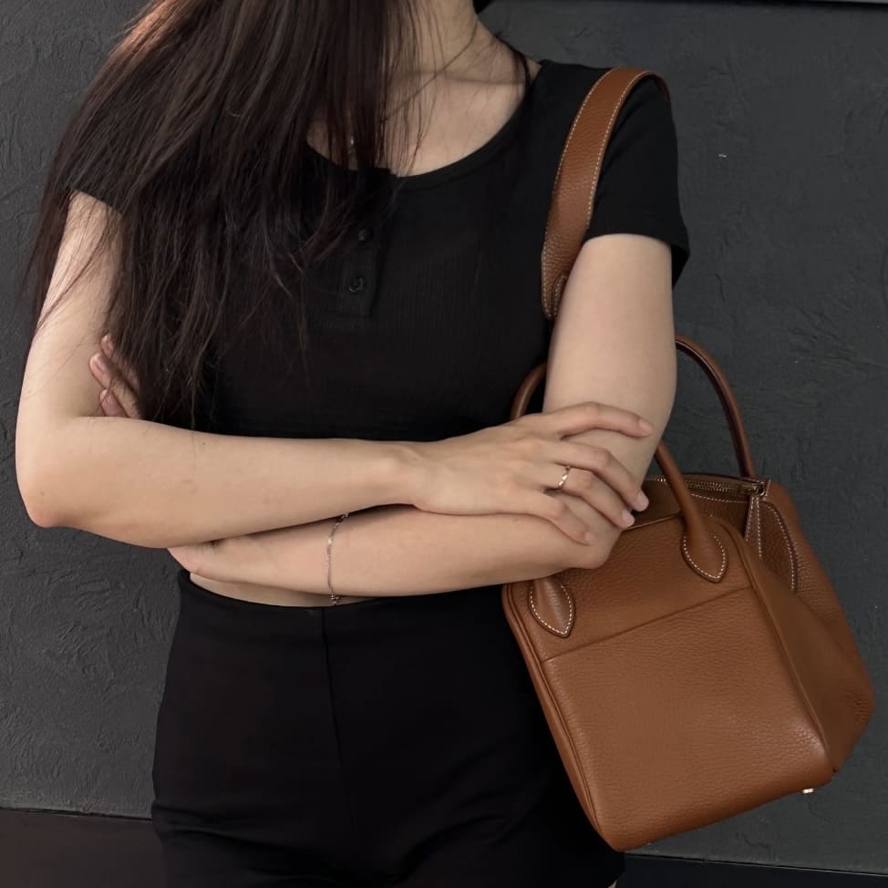 Hermes Lindy 30 Gold GHW - Image 3