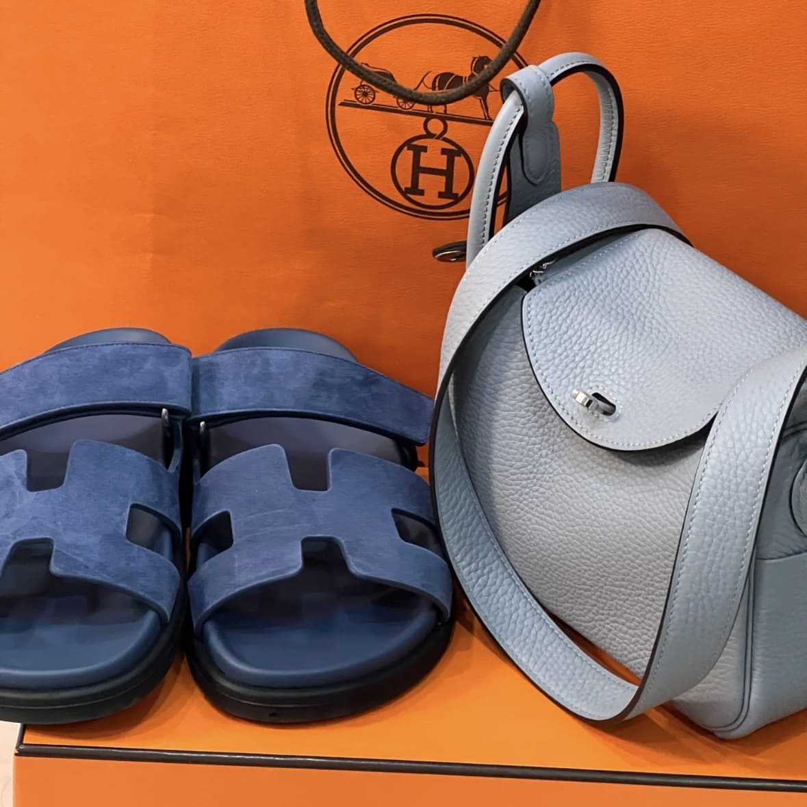 Hermes Mini Lindy II Gris Pantin PHW - Image 2