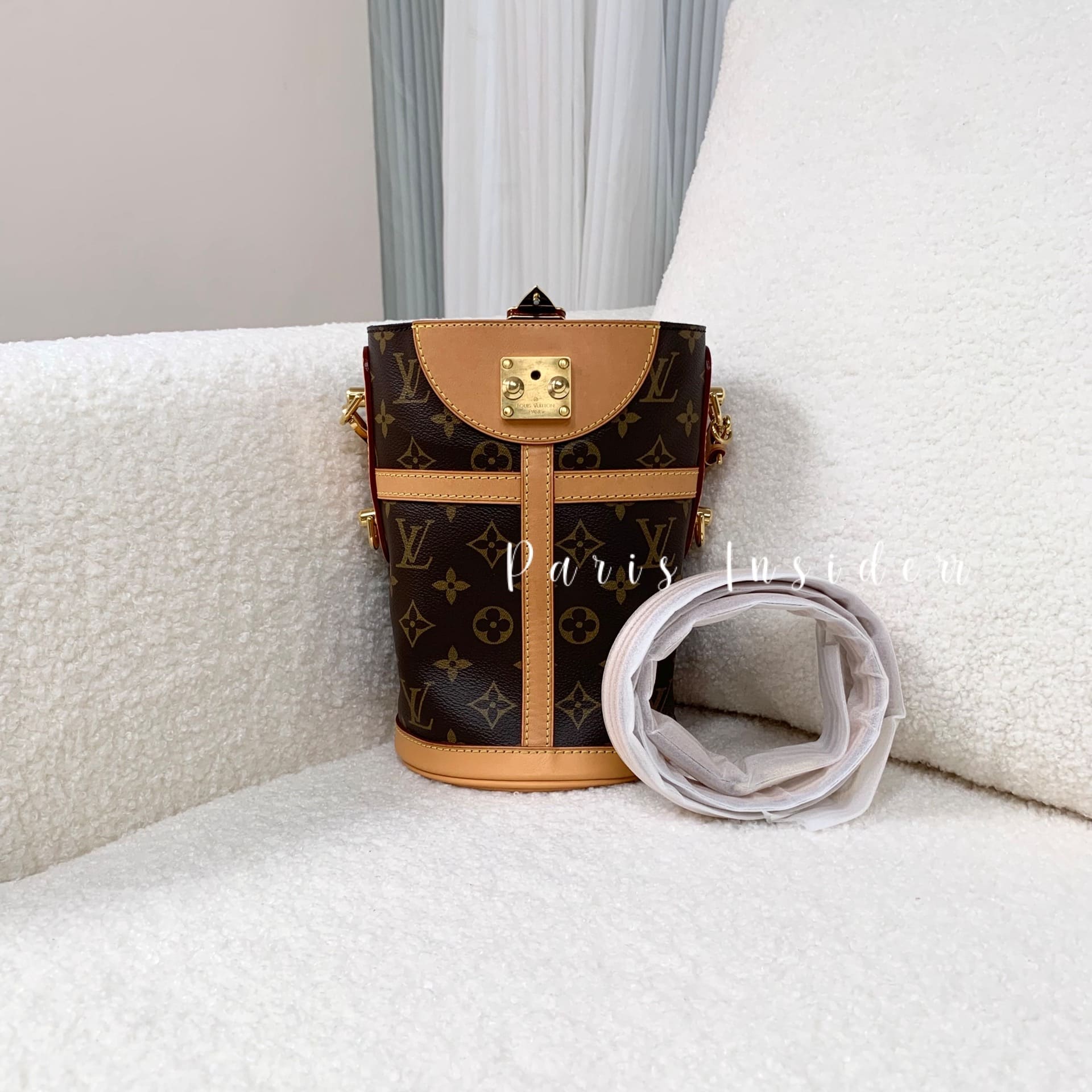 Louis Vuitton Duffle Bag - Image 3