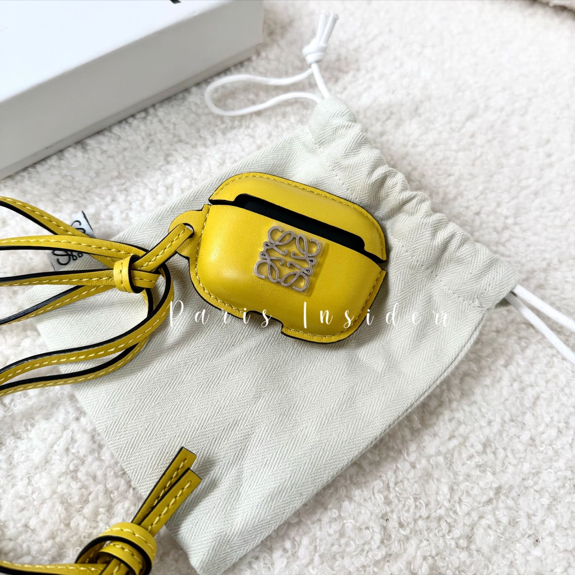Loewe AirPods Case - Yellow 黃 - Image 2