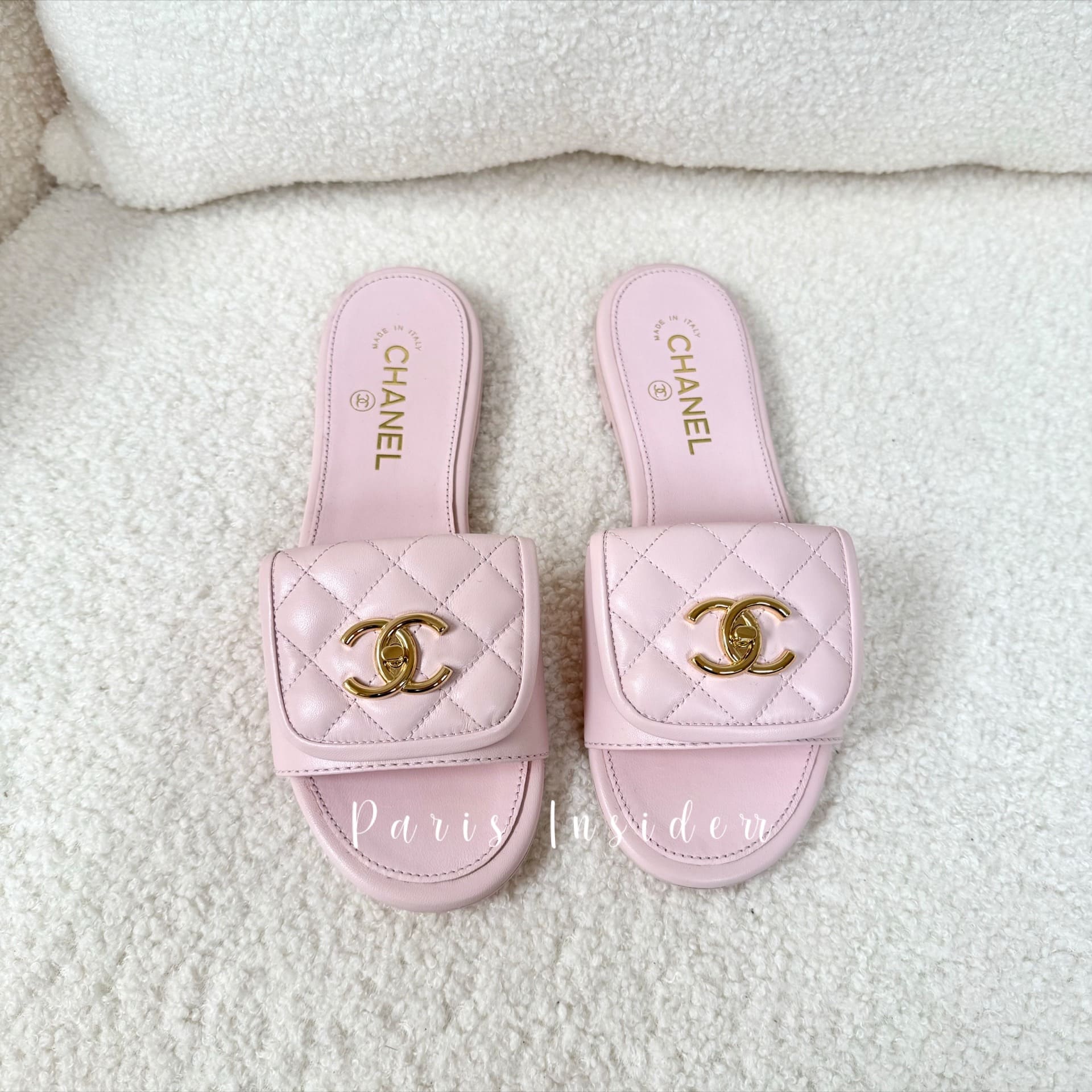 Chanel CC Turn Lock Sandals Light Pink G46119