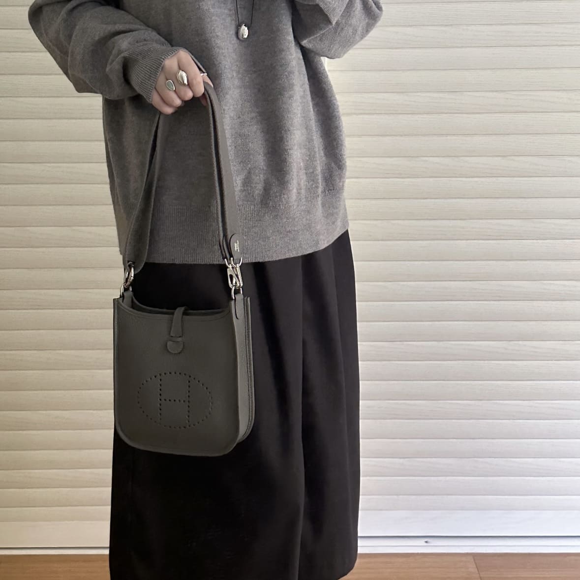 Hermes Mini Evelyne Gris Meyer GHW - Image 4