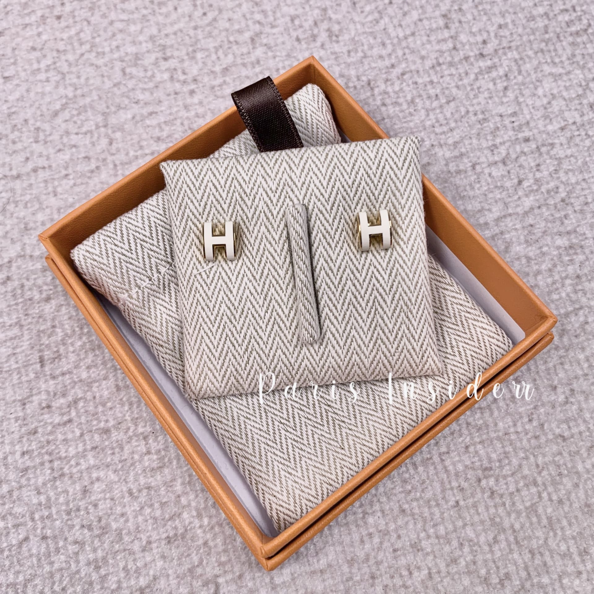 HERMES Mini Pop H earrings - Blanc (white x gold)