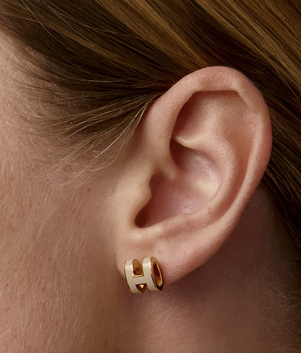 HERMES Mini Pop H earrings - Marron Glacé(grey x gold) - Image 3