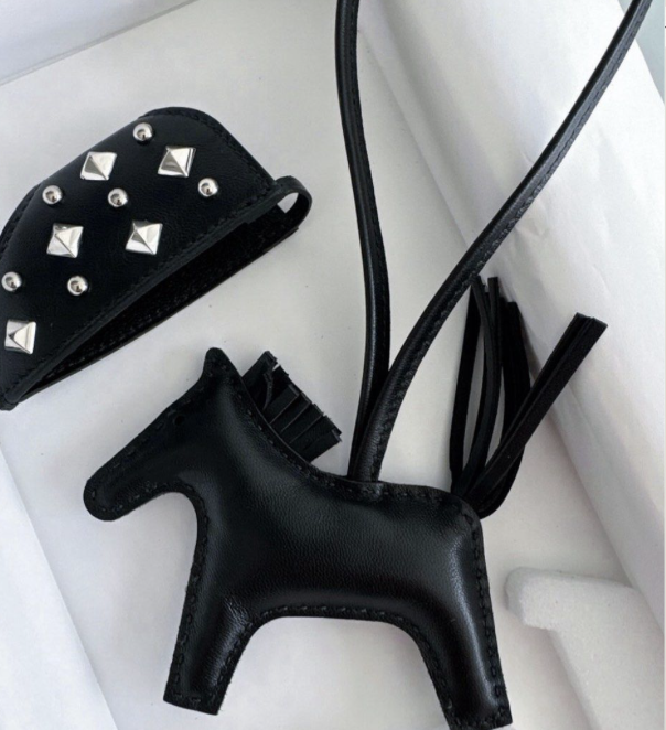 Hermes Rodeo Robeo Rock PM charm - black 黑色 - Image 3