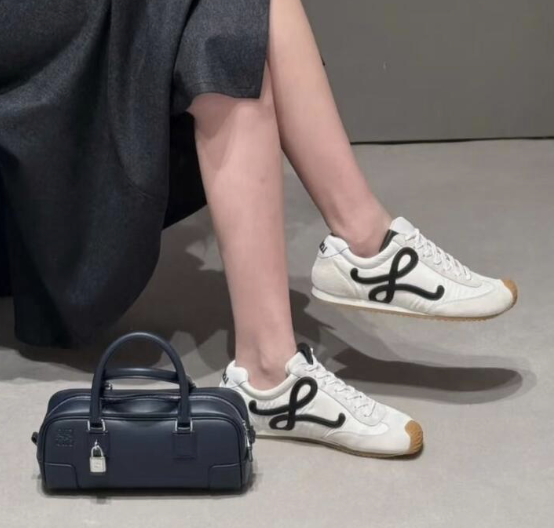 Loewe Ballet Runner 2.0 - white 白 - Image 4