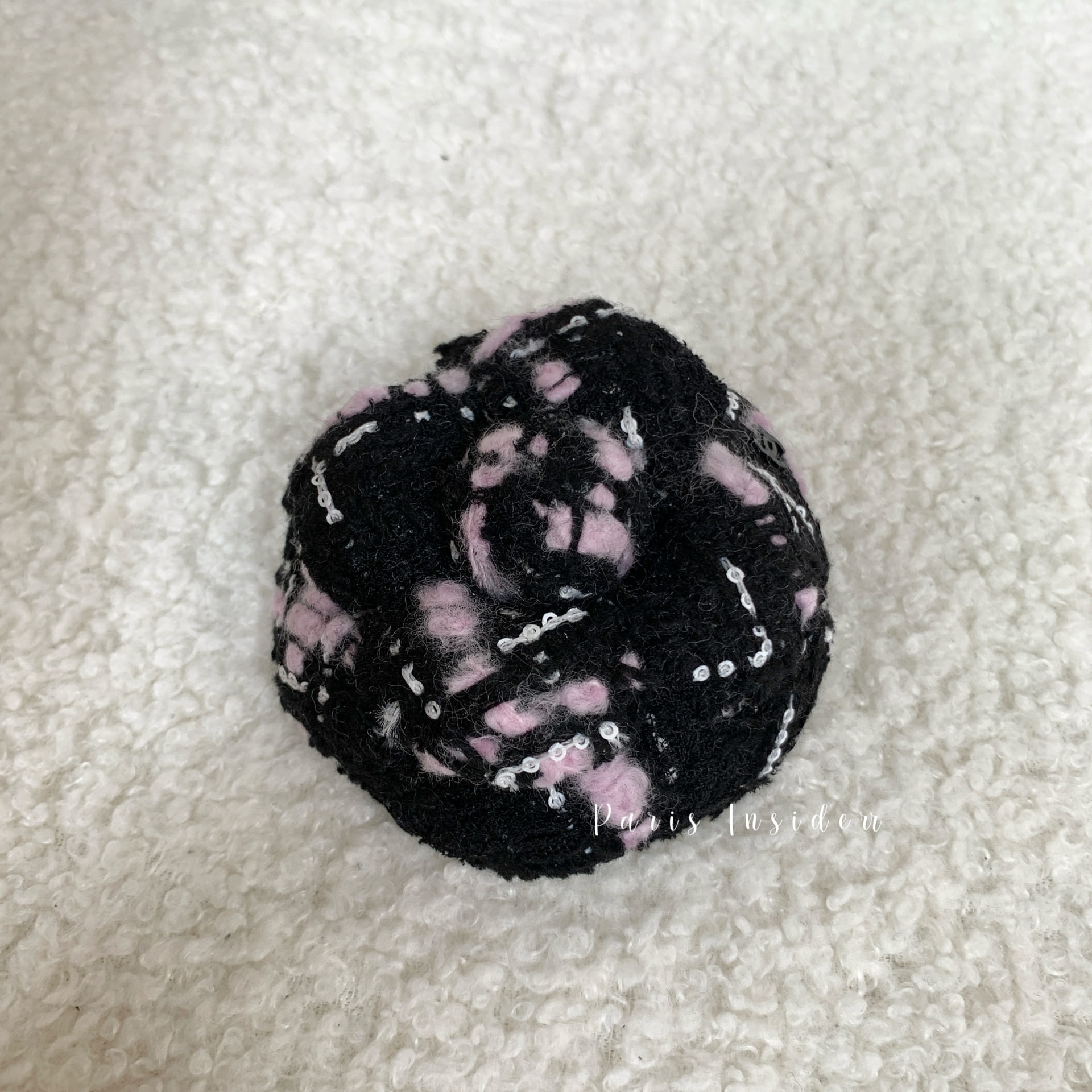 Chanel 25b wool tweed Camellia AAB414- back/light pink/white 黑淺粉白 - Image 2