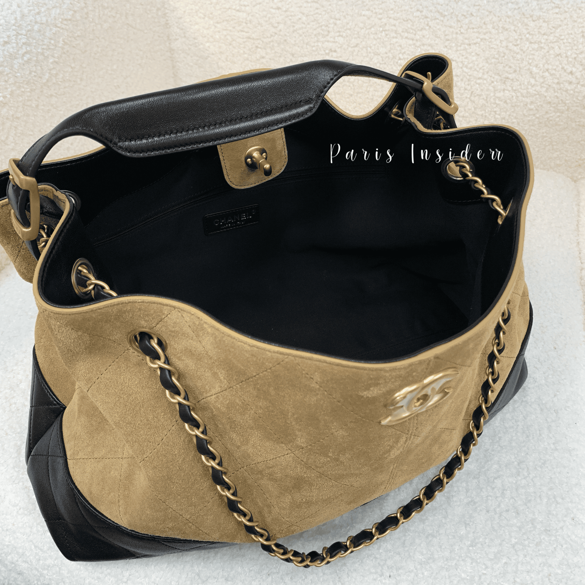 Chanel 25A shopping bag AS5657 - beige/ black 米/黑 - Image 5