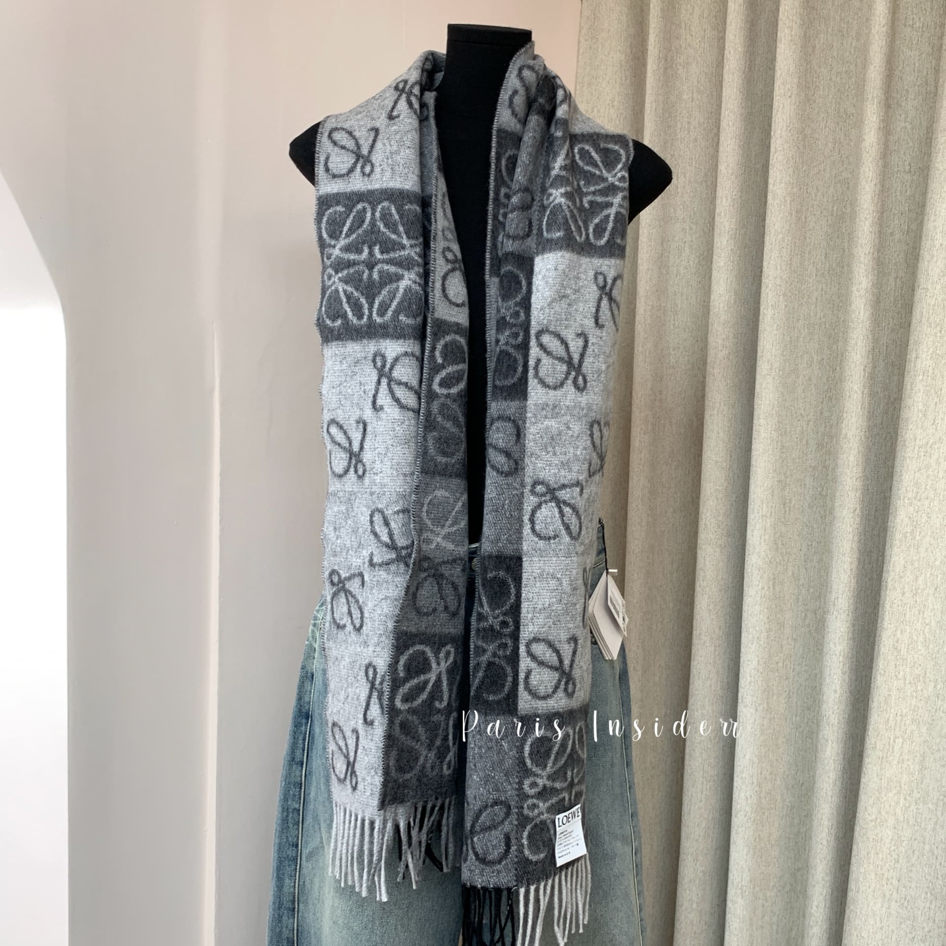 Loewe Anagram Scarf - black/gray 黑灰 - Image 2