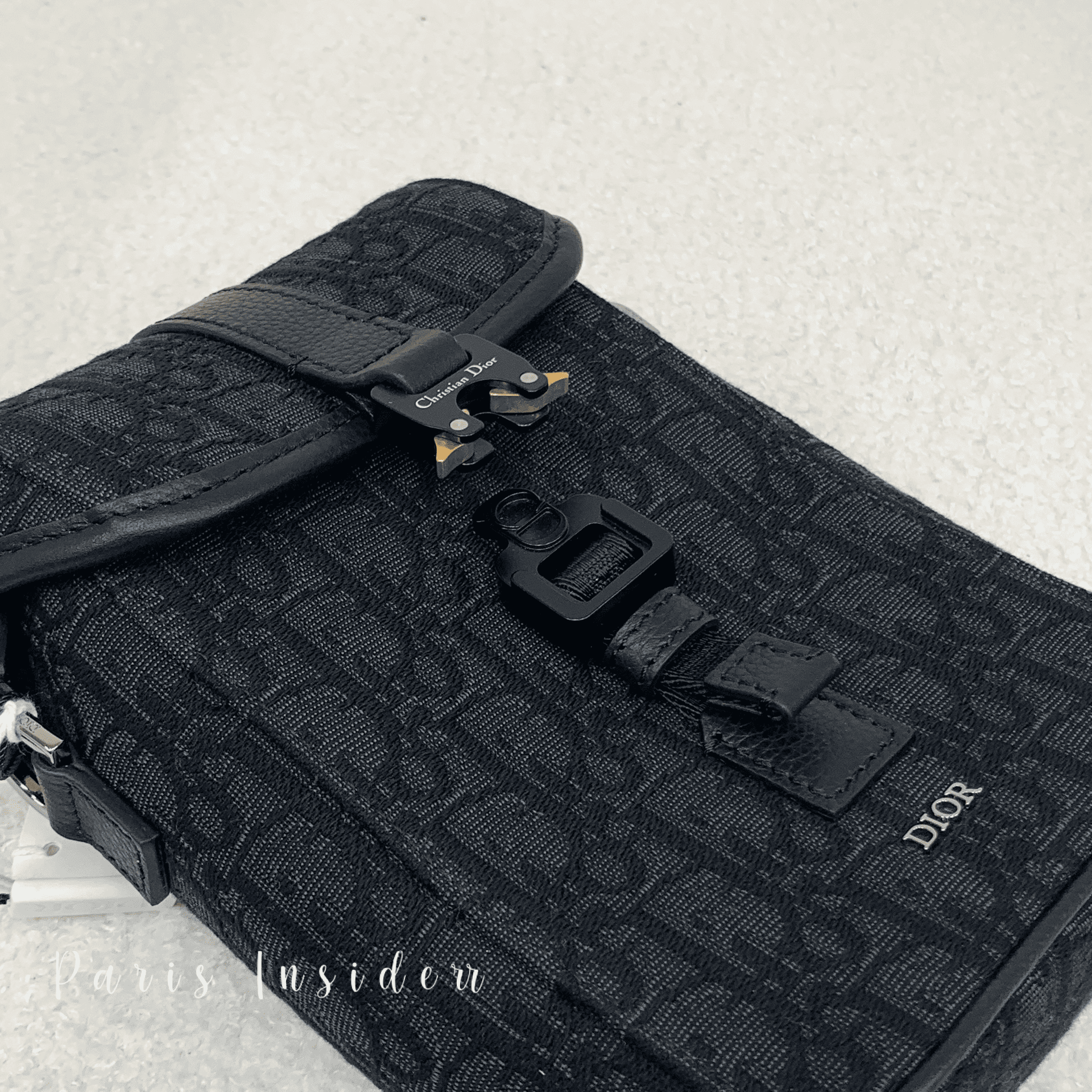 Dior mini Hit the Road vertical messenger bag with Flap - black 黑 - Image 5