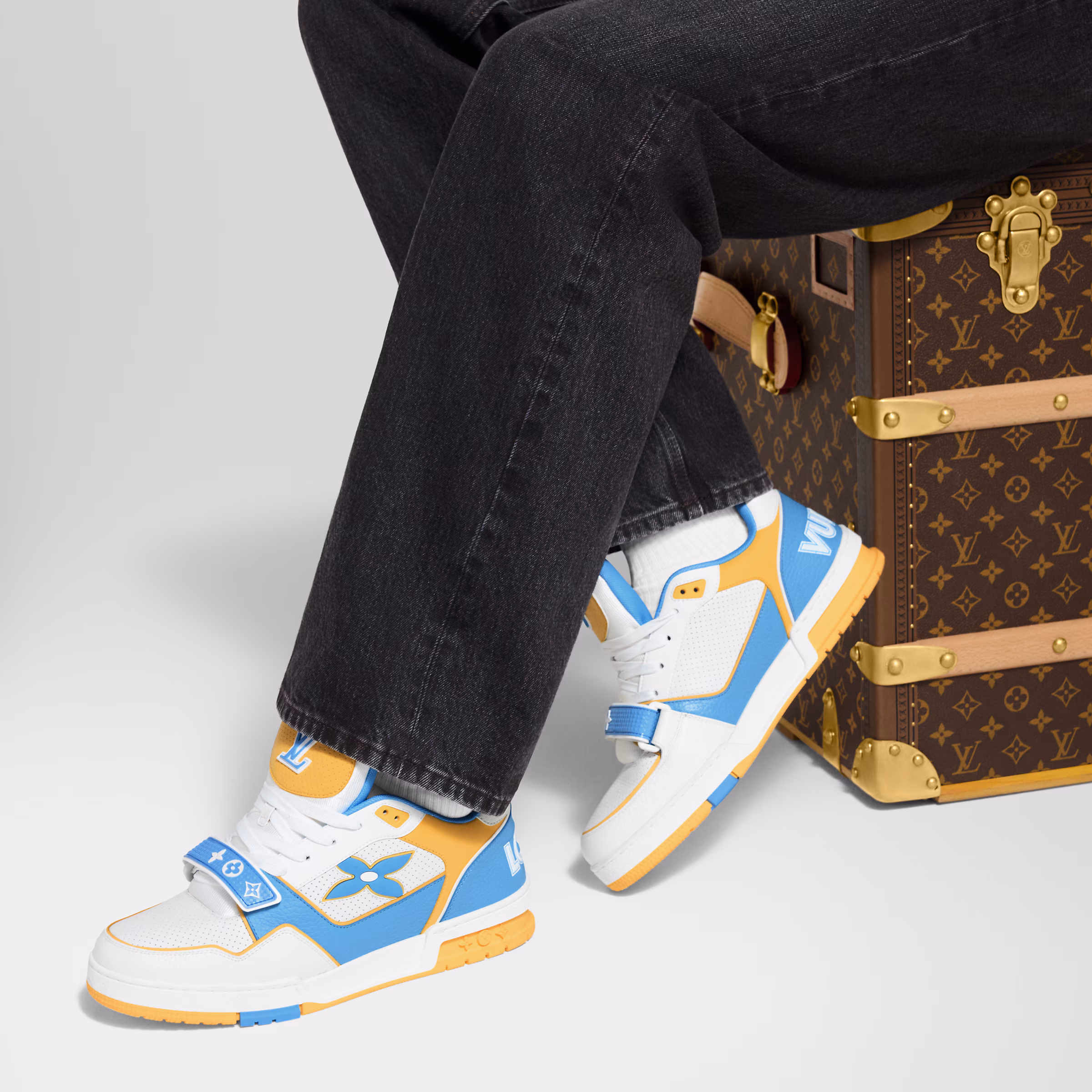 Louis Vuitton Trainer Sneaker - Blue 藍色 - Image 4