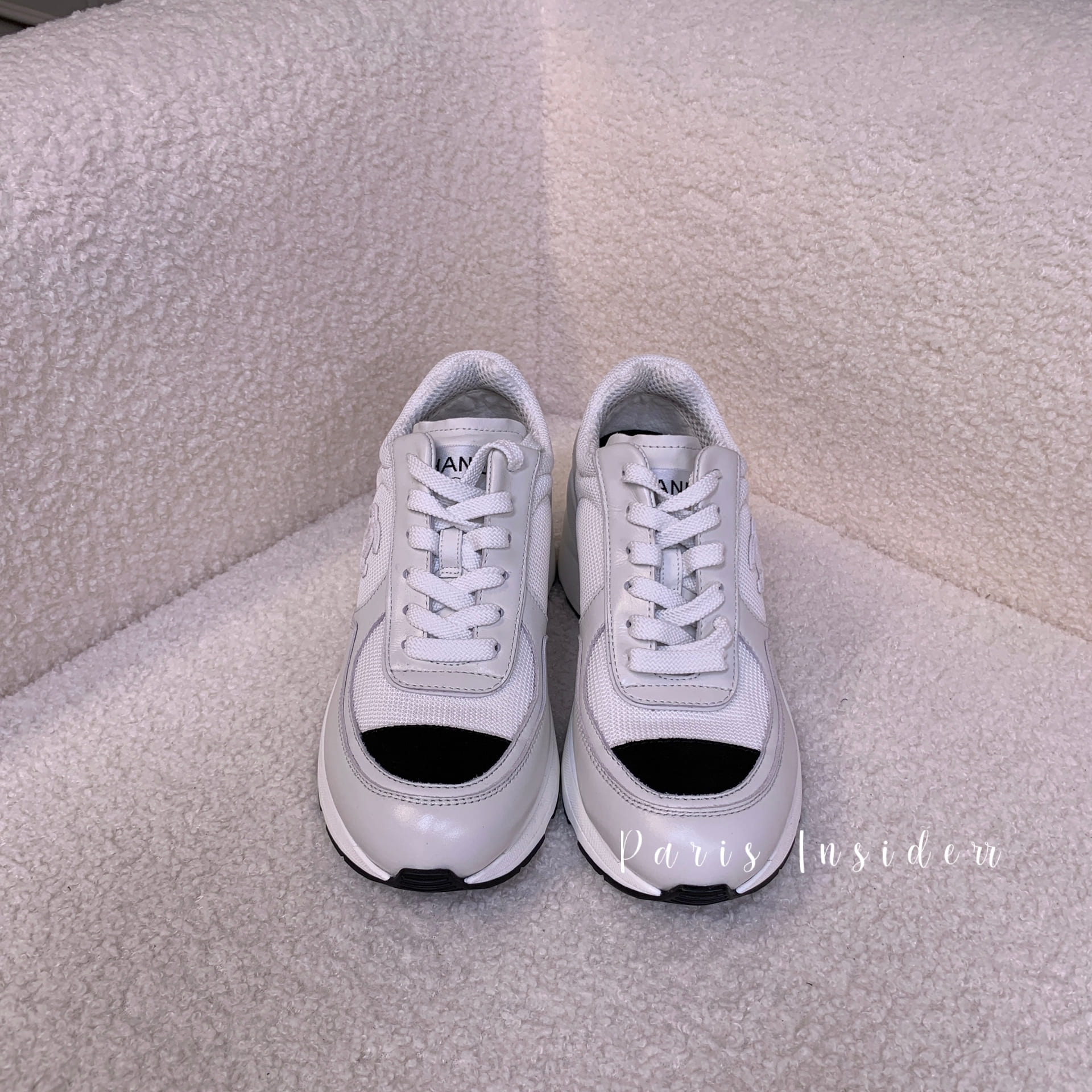 Chanel 25K Trainers G46871 - White & Black 白及黑色