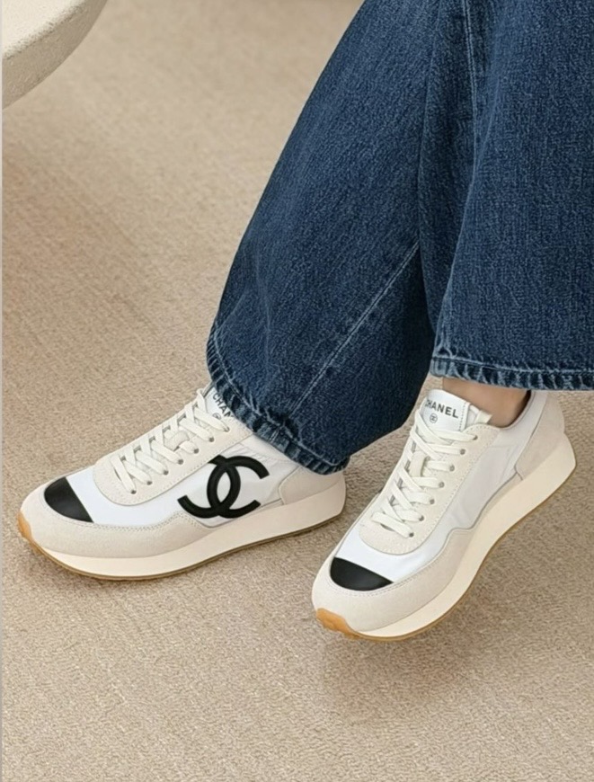 Chanel 26P Trainers G47131 - White 白 - Image 5