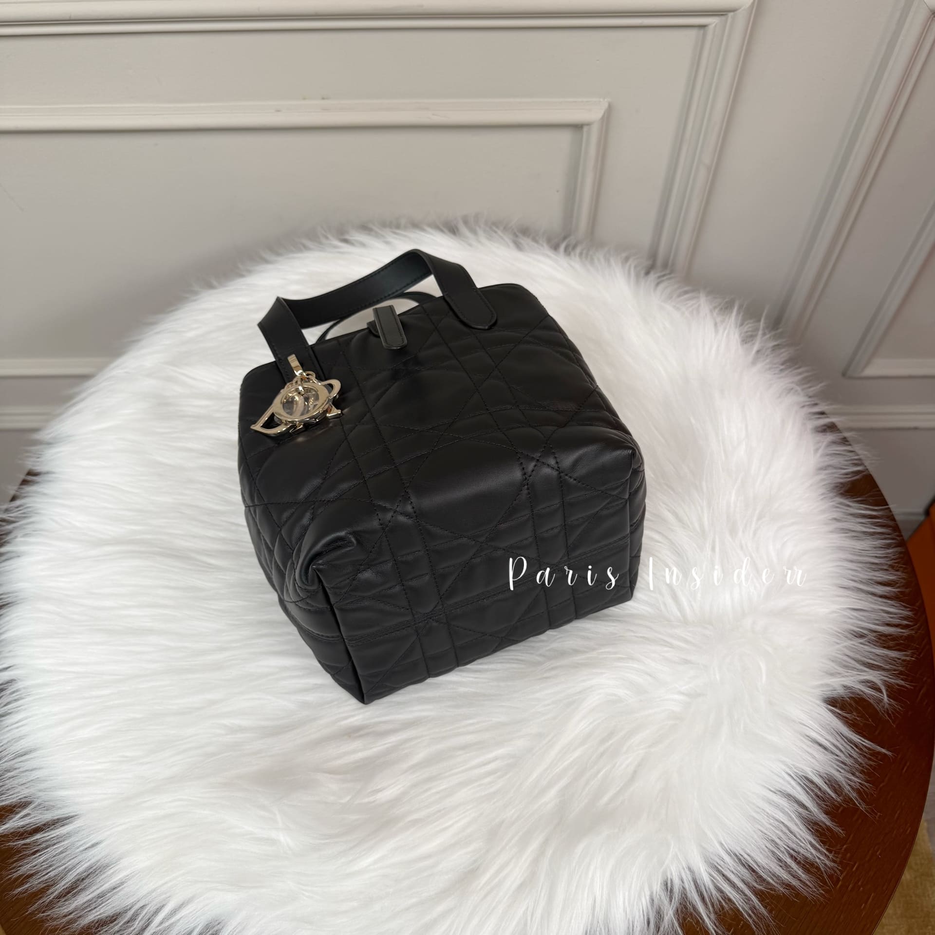 Dior Small Toujours Vertical Tote Bag - Black (黑色) - Image 2