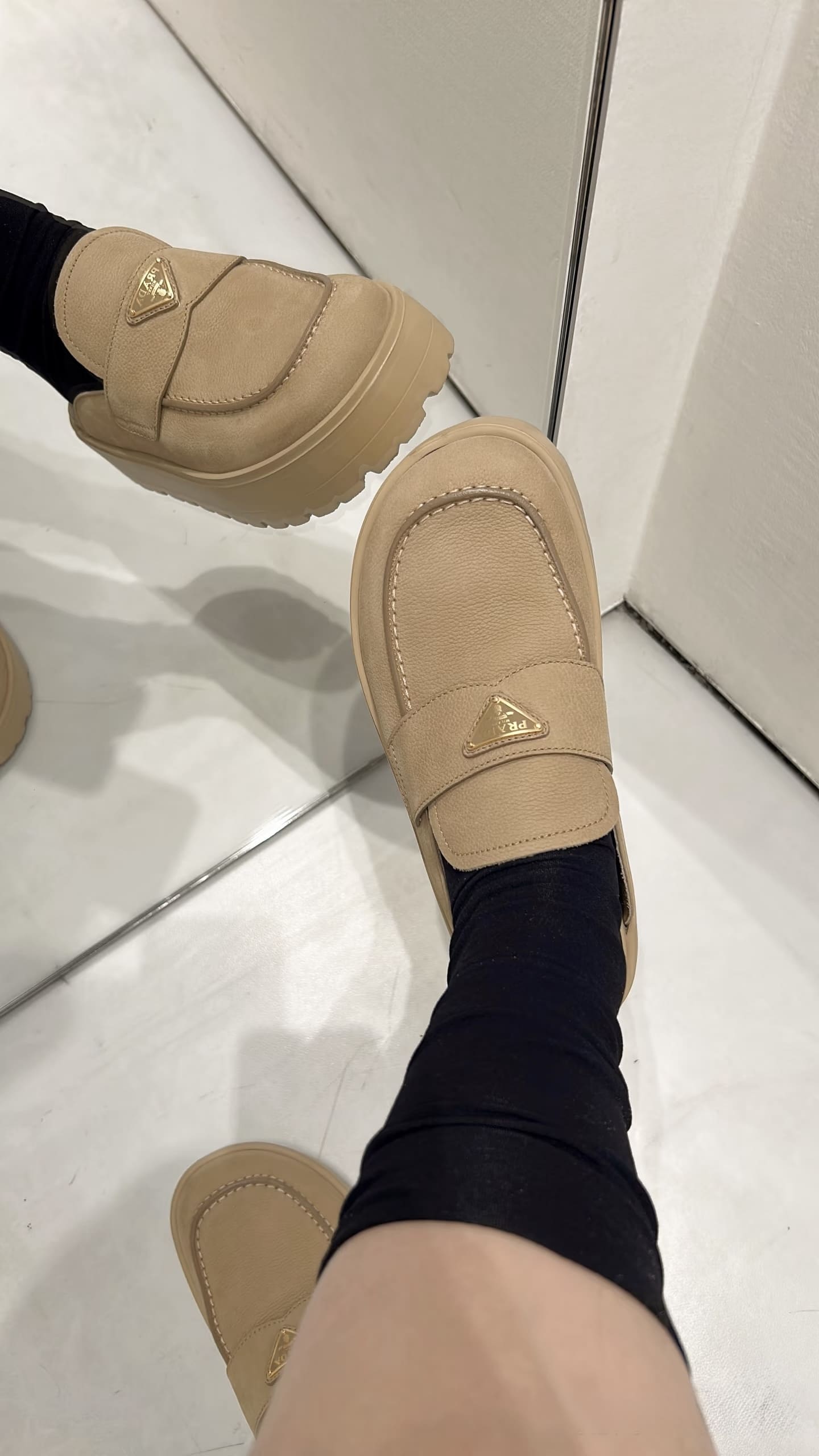 Prada Ecru Suded Flatform Mules - Ecru (沙漠棕色) - Image 4