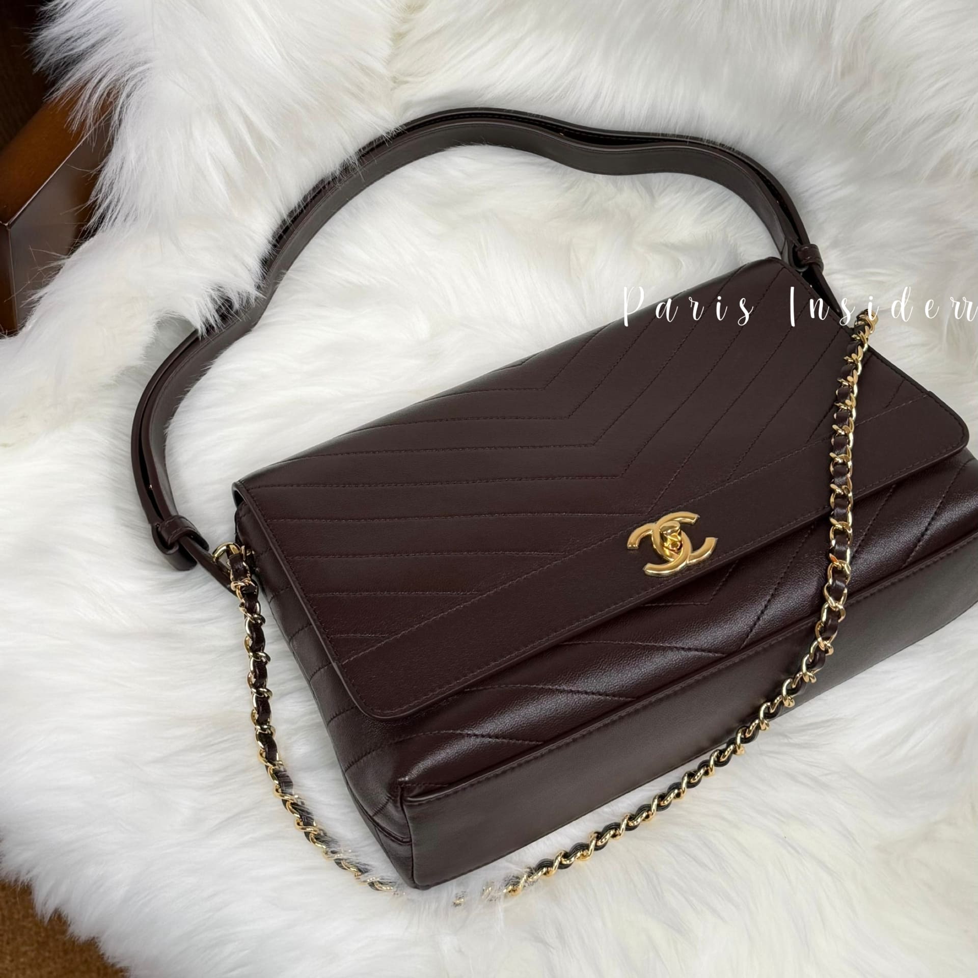 Chanel 26S Maxi Flap Bag AS6106 - Dark Brown (深棕色)