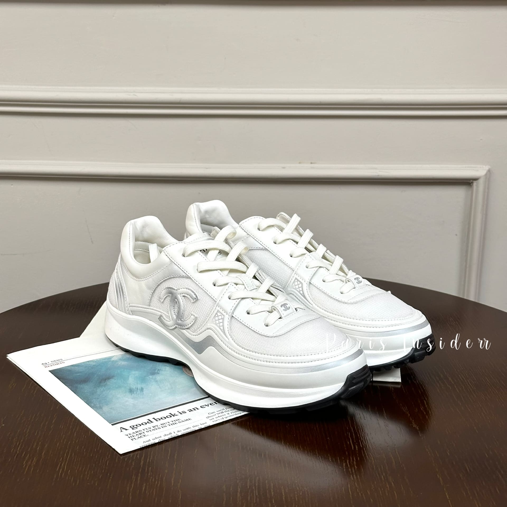 Chanel 26C Sneakers - White (白色)