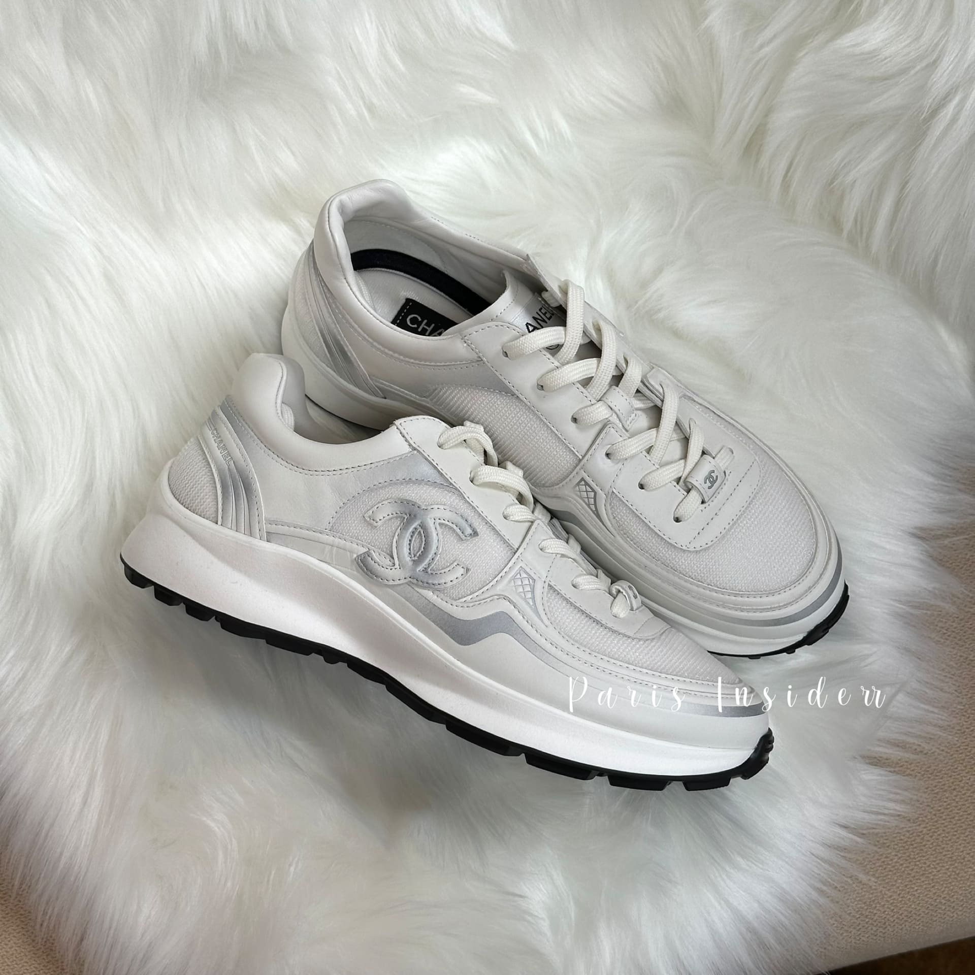 Chanel 26C Sneakers - White (白色) - Image 3