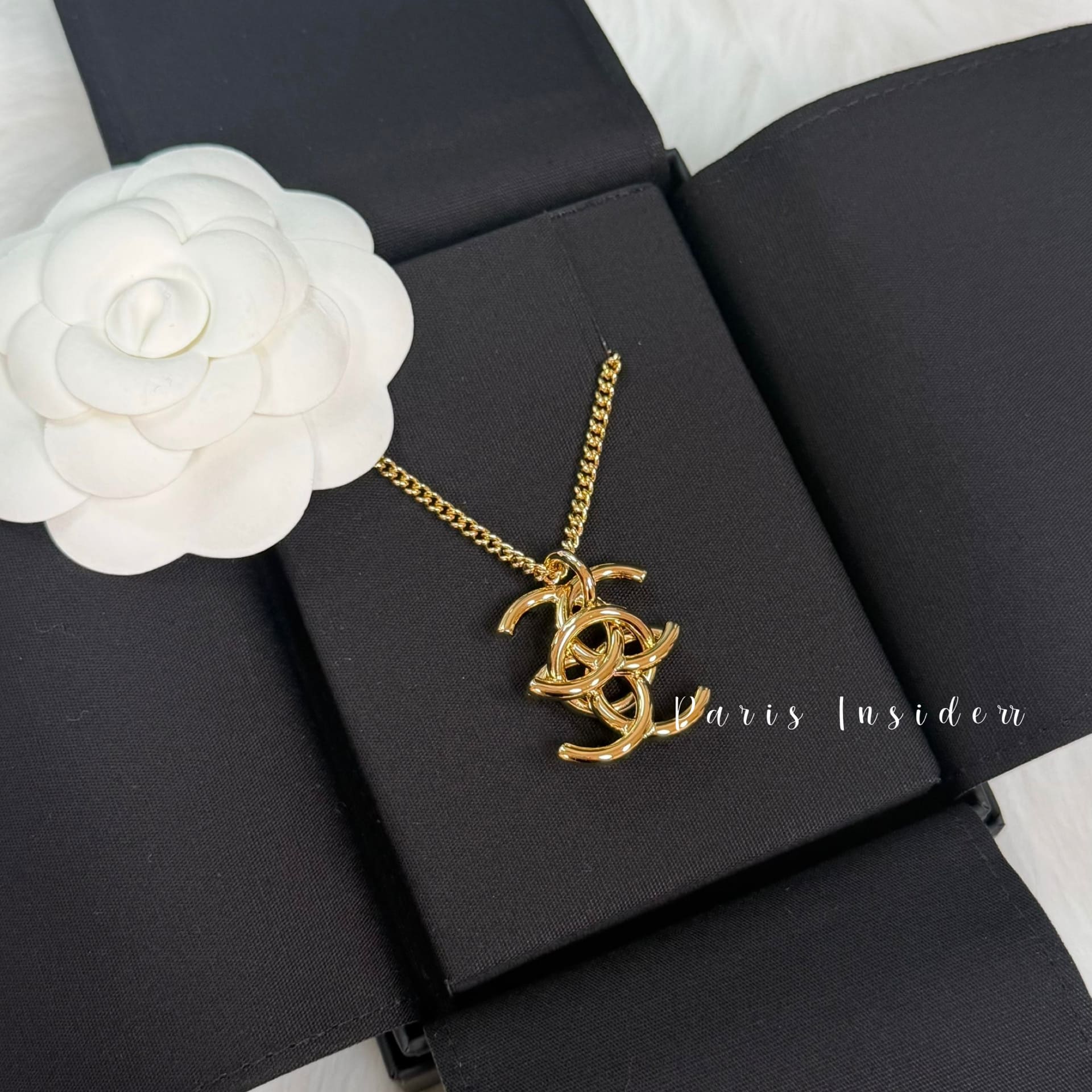 Chanel 26A Interlock CC Necklace - Gold - Image 2