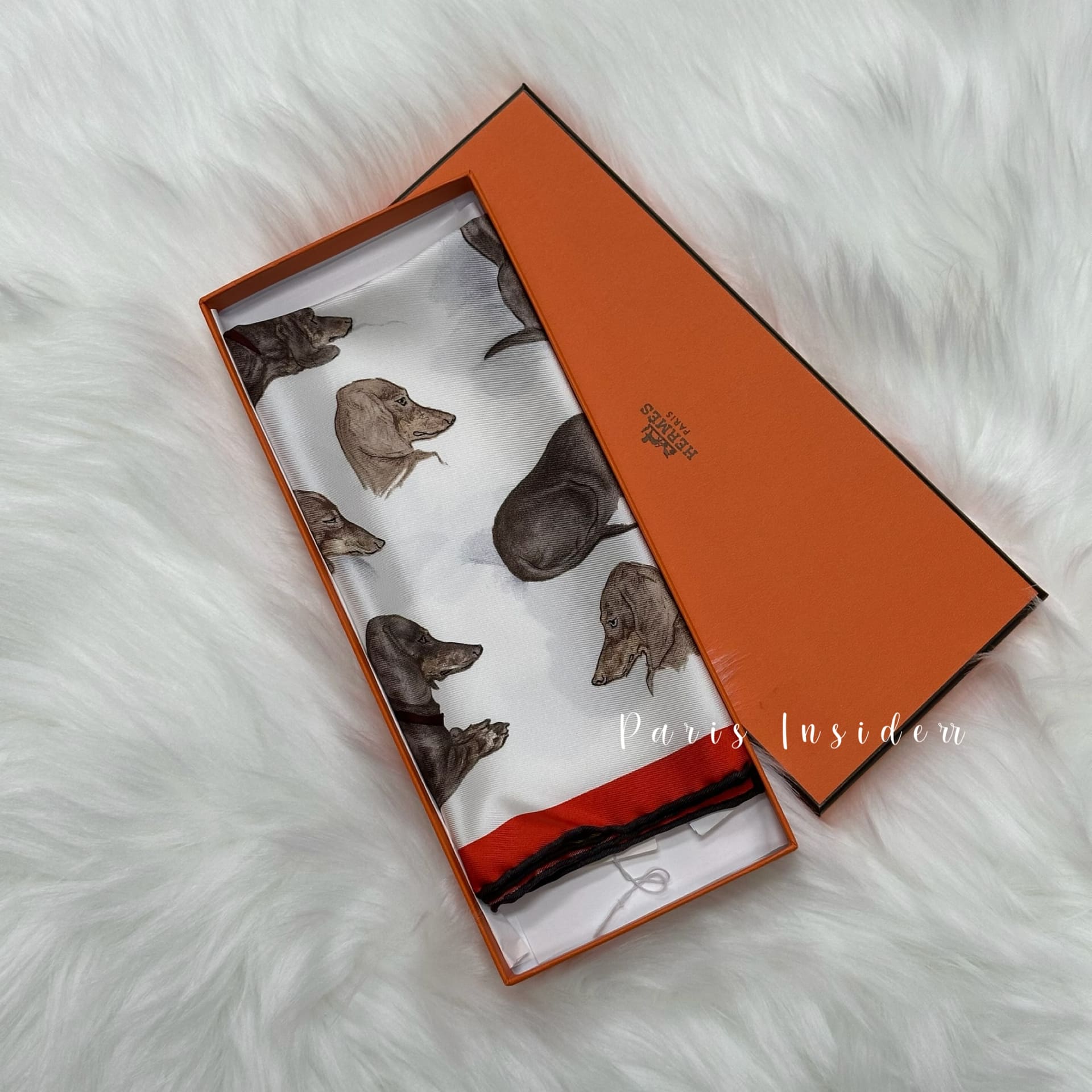 Hermes Les Bassets scarf 45 - Blanc / Mordore / Vermillon - Image 3