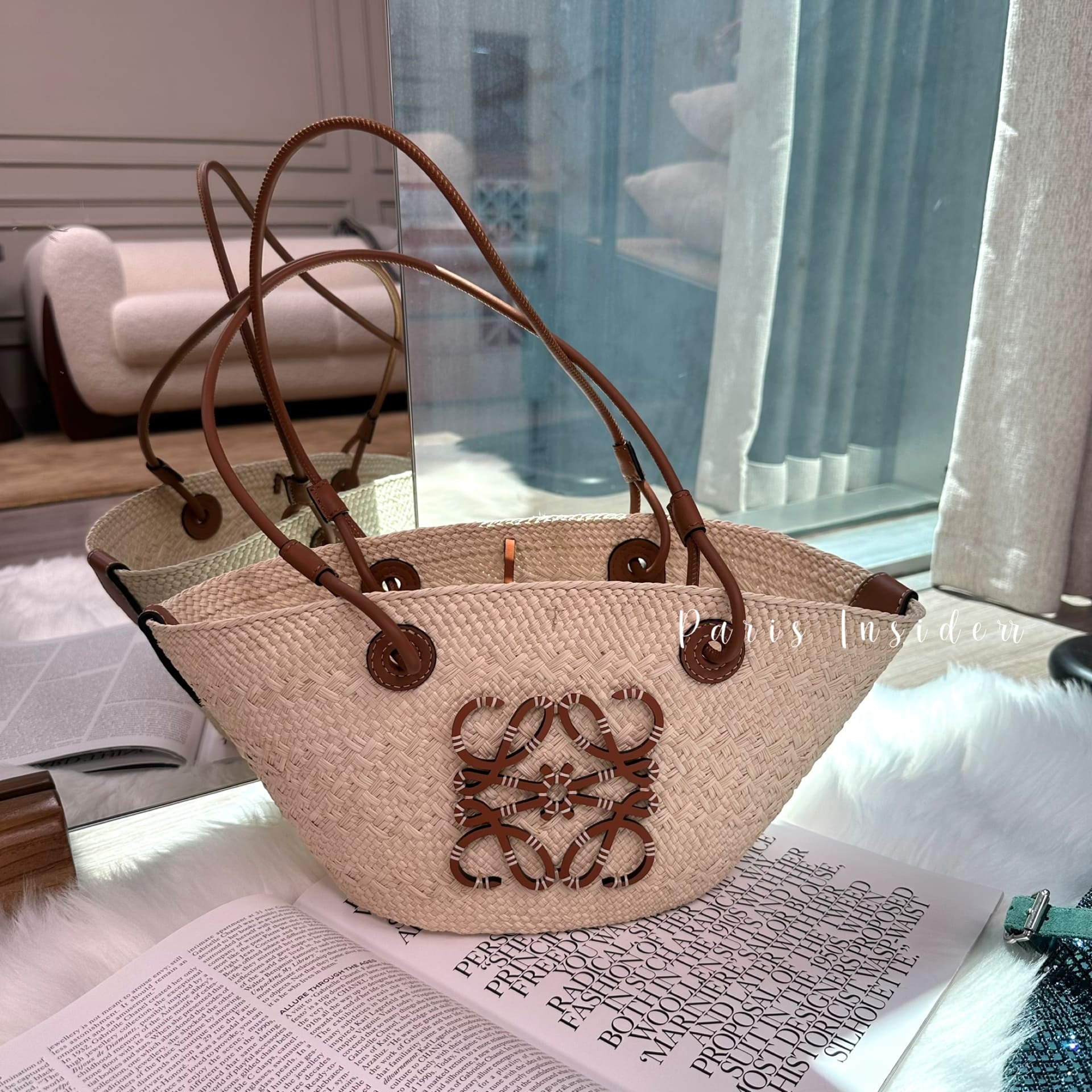 Loewe Small Anagram basket bag - Natural / Tan (自然色 /棕褐色)