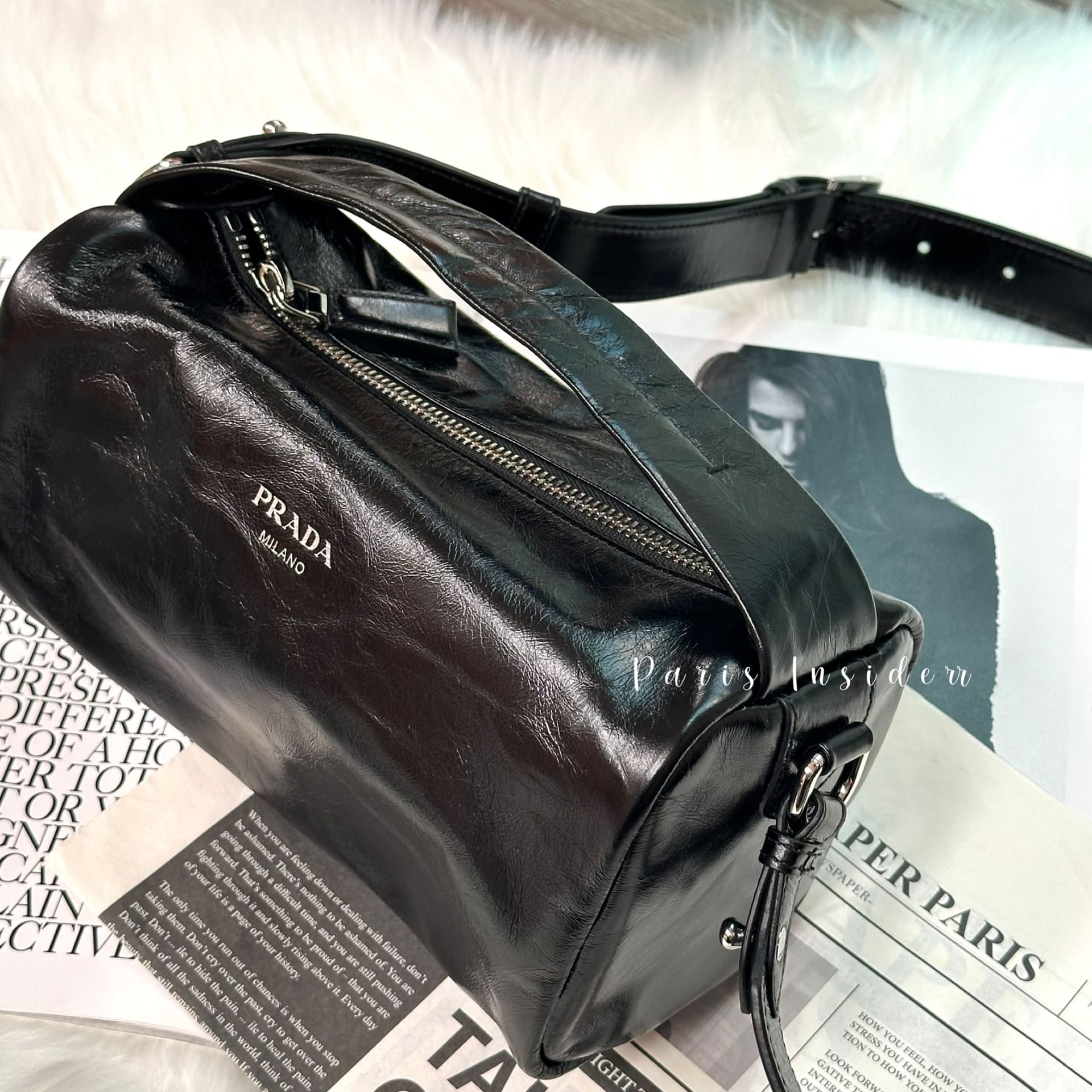 Prada Antiqued Leather Shoulder Bag - Black (黑色) - Image 3